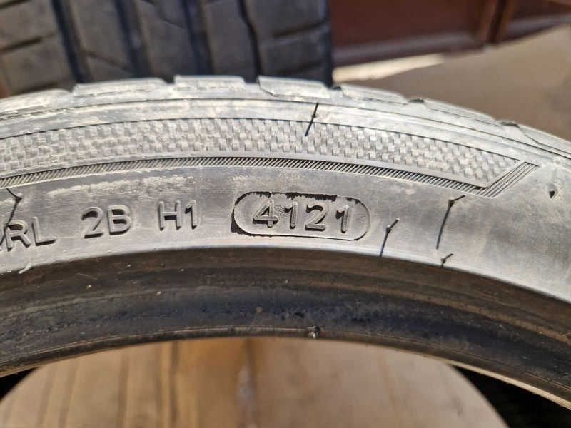 2 Hankook R18 225/40
летни гуми
DOT4121