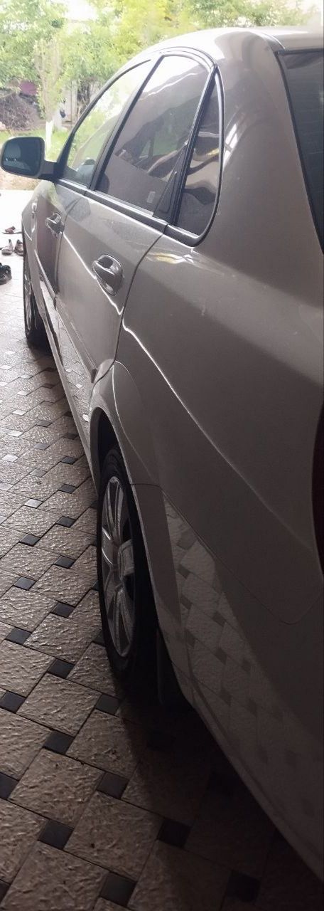 Chevrolet Jentra
