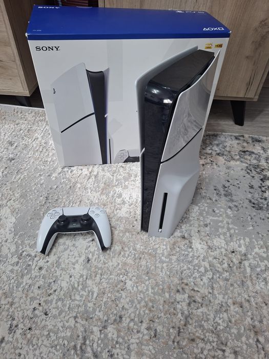 Ps5 slim disc 1 TB +  3 jocuri playstation 5 slim disk