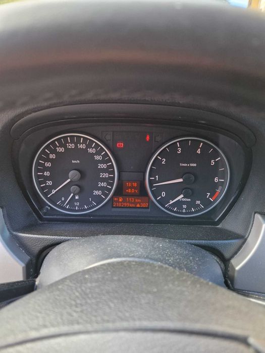 BMW 318 2007,129 cp