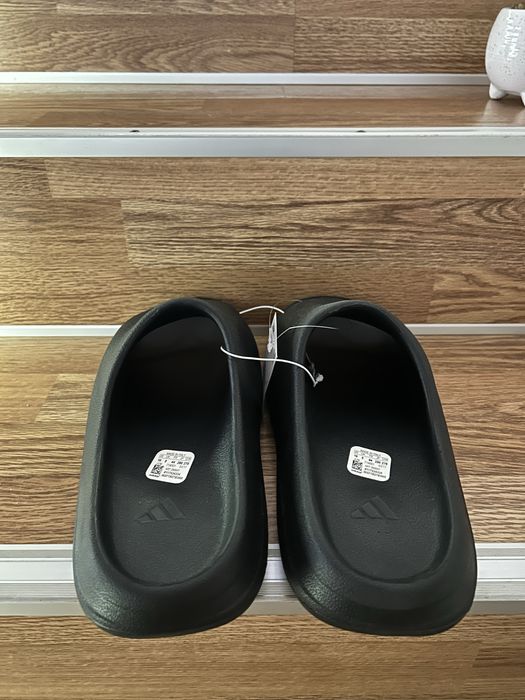 Vand yezzy slides