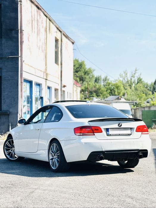 BMW Seria 3 320d E92