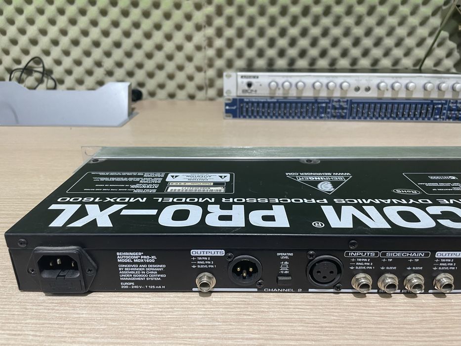 Procesor Behringer AUTOCOM PRO-XL MDX-1600.