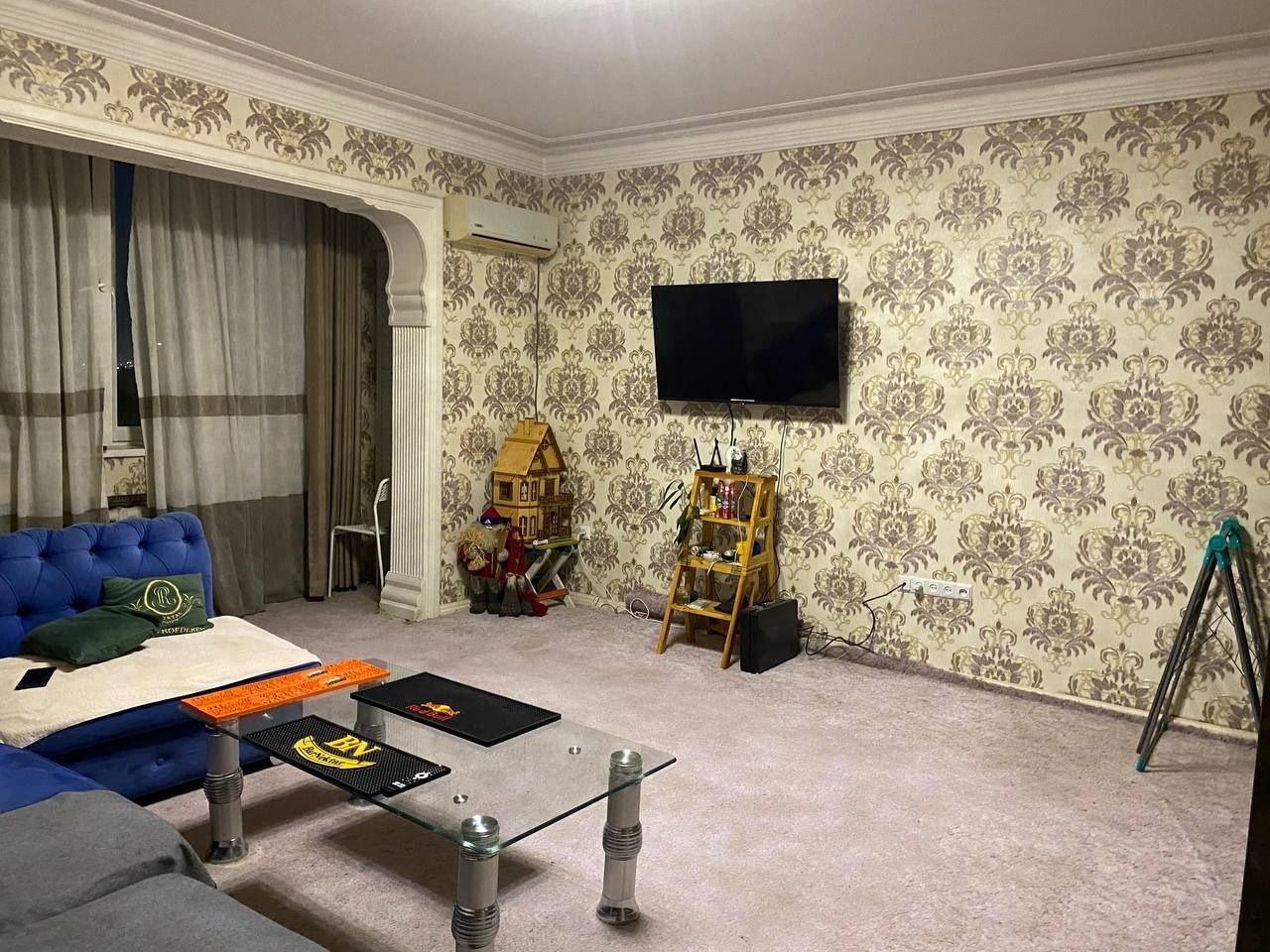 Продам свою  квартиру  без маклера мирабадский район нукуская улица в