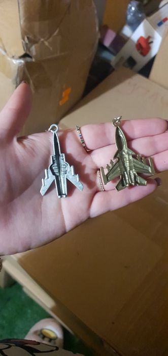 Метални самолети ключодържател