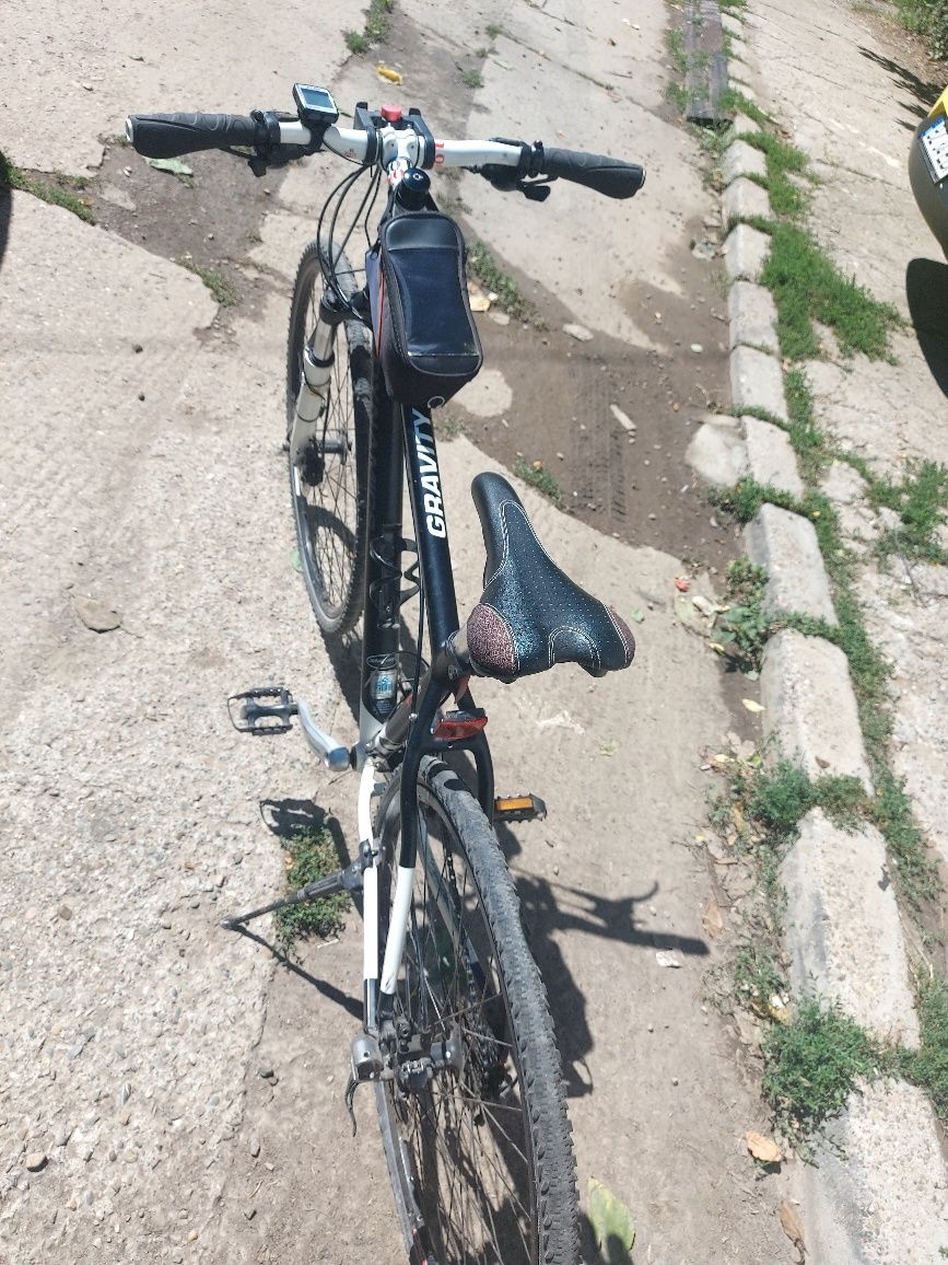 Vand Bicicleta Dynamics Gravity Cross