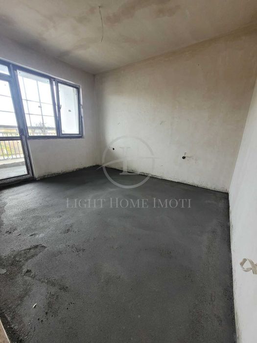 Продава се Тристаен апартамент в Пловдив, Остромила - 92 кв.м за 1153 €/кв.м - Снимка #2