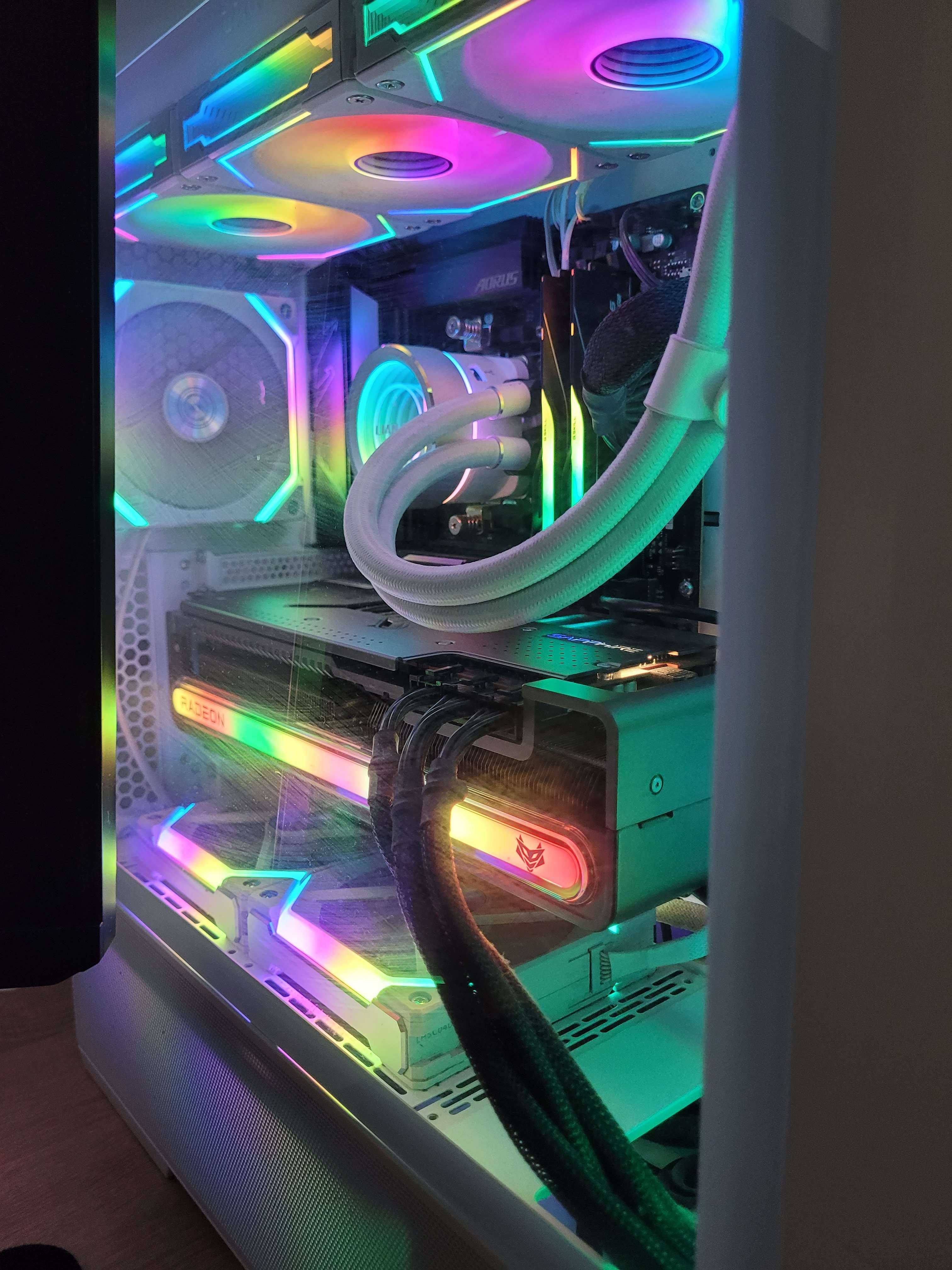 Calculator/Ultra High PC Gaming 7800x3D, 7900X, 32GB RAM M5