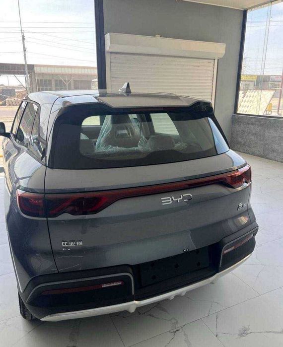 Byd yuan up smart drive