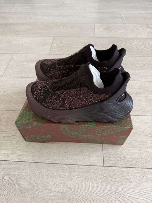 Hoka u restore chukka farzameh