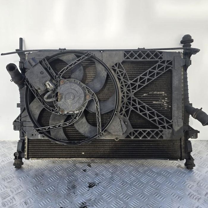 Radiator apa cu electroventilator Ford Transit 7 2.2 TDCI