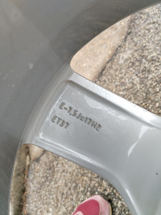 Jante Aluminiu 5x112 R17 66,5 Audi A6 C7+Anvelope Iarnă 225 55 R17