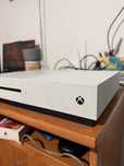 Xbox One S , 1TB + un joc ( UFC 2)
