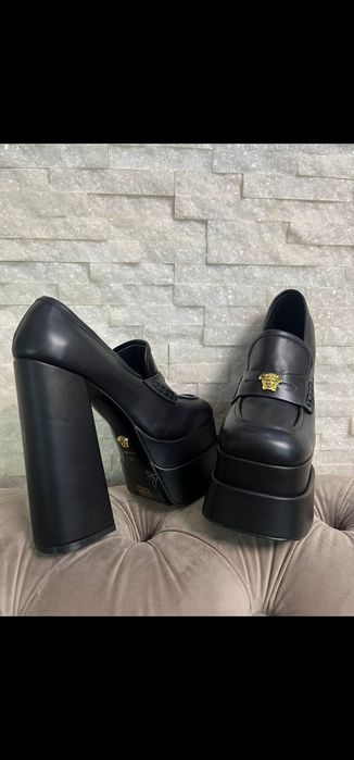 Pantofi superbi versace 36