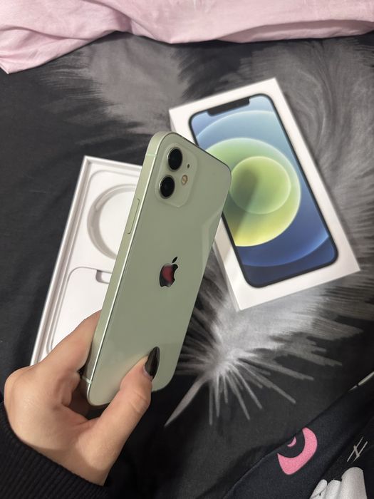 Iphone 12 verde, 64GB