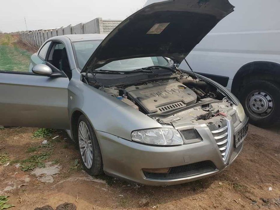 Dezmembrez Alfa romeo 159 ,147 ,  166 , 156 , 145 , 146 , gt , gtv