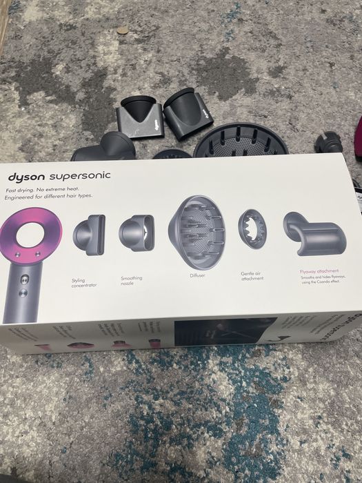 Uscator Dyson Supersonic HD08 Pink