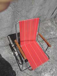 scaun vintage foarte rezistent