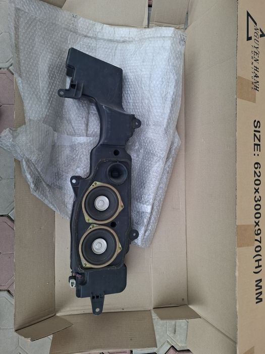 Штатный сабвуфер ТЛК 100 Лексус 470