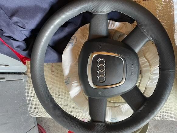 Volan Audi A4 B8