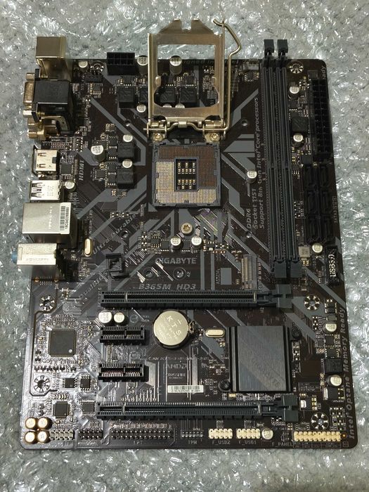Материнка Gigabyte B365M HD3