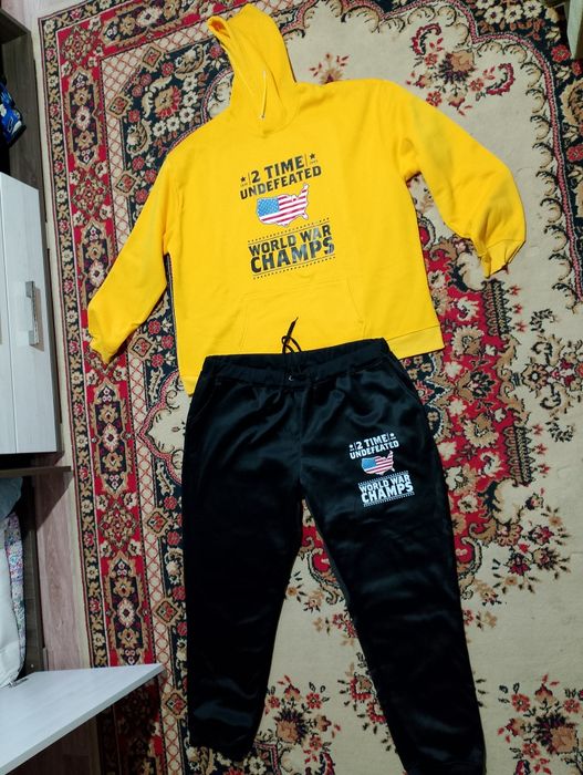 Продам спортивный костюм,большого размера,писать на ватцап