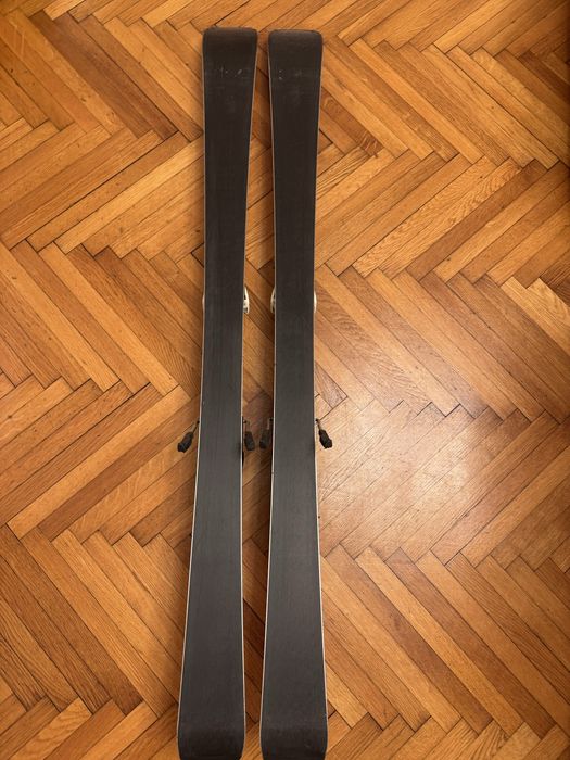 Ski Stockli 128 cm + clapari Fischer RC4 Podium 70 24.5
