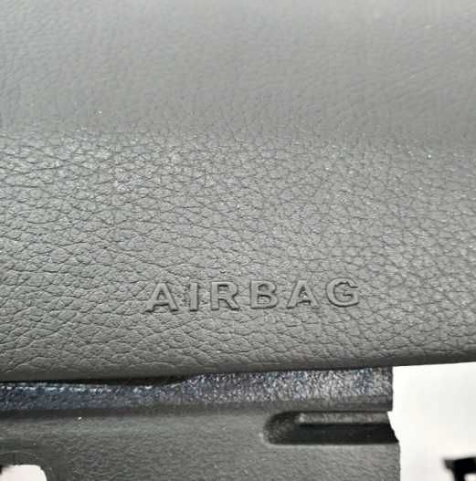 Mercedes Benz e klass w212 facelift  kit airbag  plansa bord / centuri