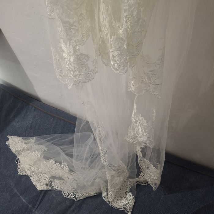 Дълъг сватбен воал с гребенче