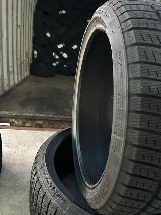 Зимен Спорт Пакет ARIVO 255/35R20 285/30R20 НОВ DOT 2553520  2853020
