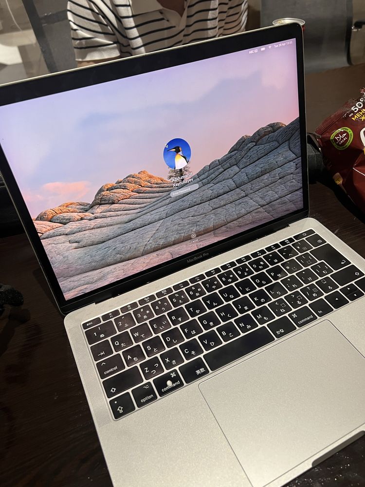 Macbook intel core i5 512/16