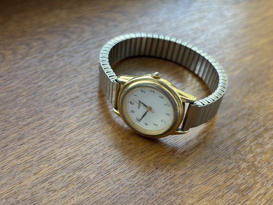 Ceas clasic Yema-mecanism precis,bratarara extensibila,design elegant