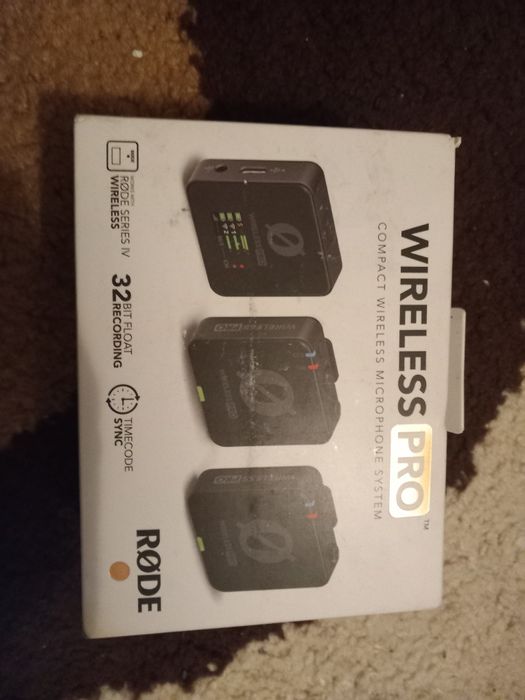Vând microfon wireless pro