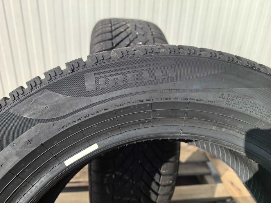 205/60/16 Пирели ДОТ 2024 г - Като Нови