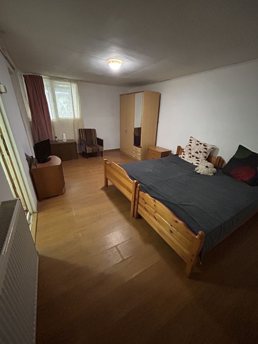 Inchiriez  garsoniera