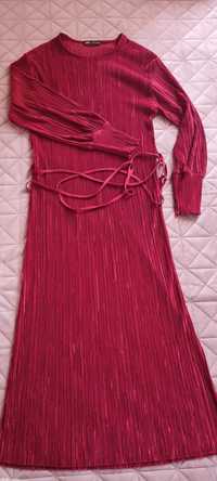 Rochie Zara roșie ușor elastică