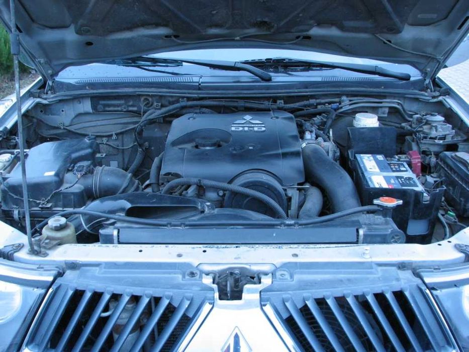 MITSUBISHI  L200 AUTO utilitara  fabricatie 2009 inmatriculata