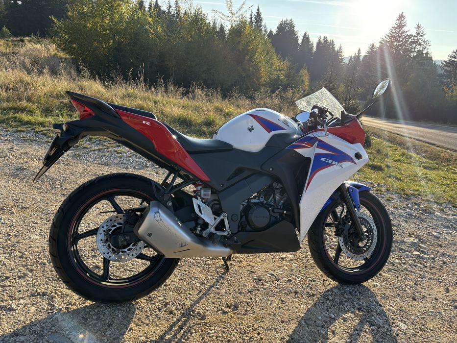 Vand Motocicleta Honda CBR125R an 2012