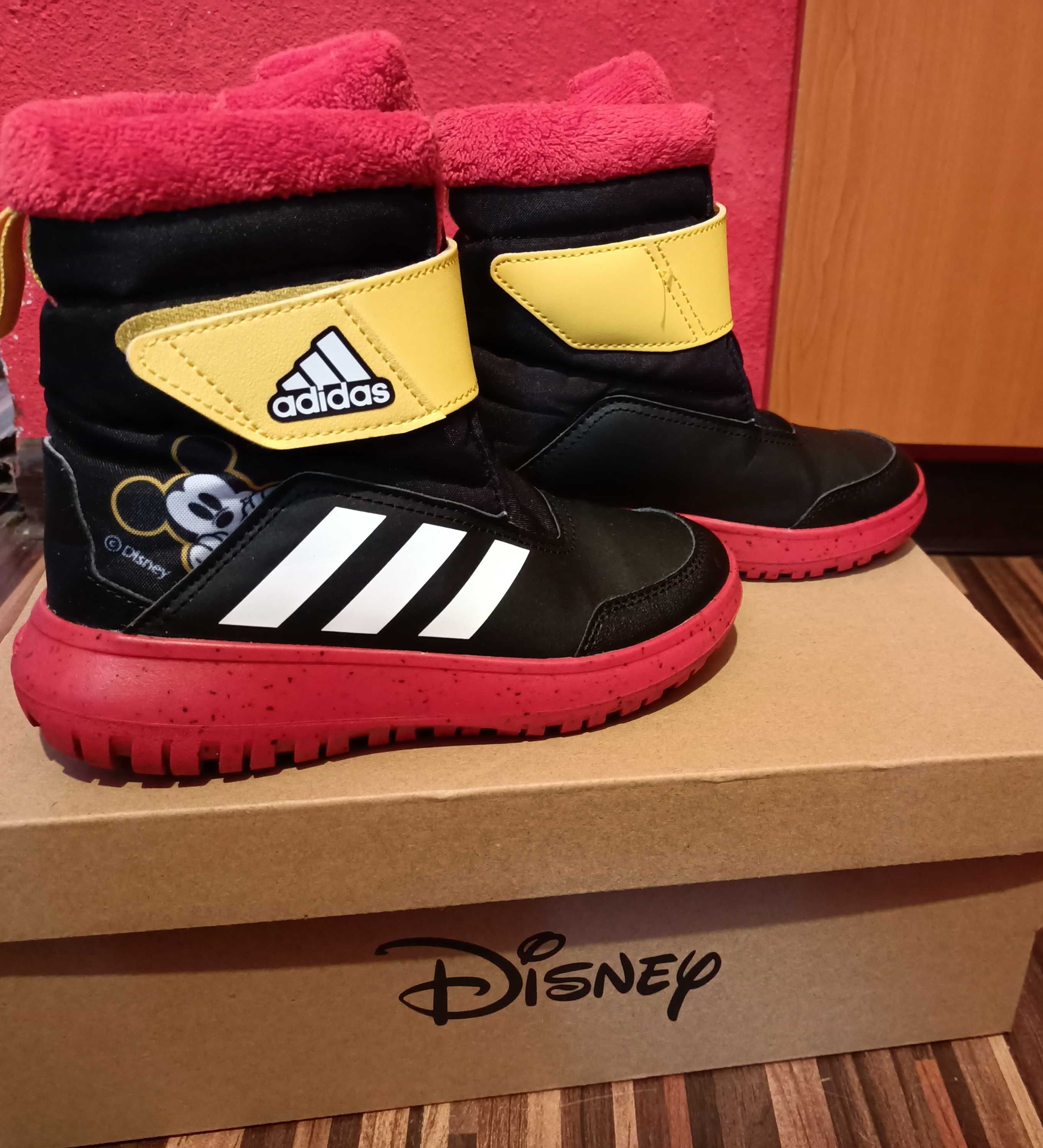 Ghete Adidas disney nr 30