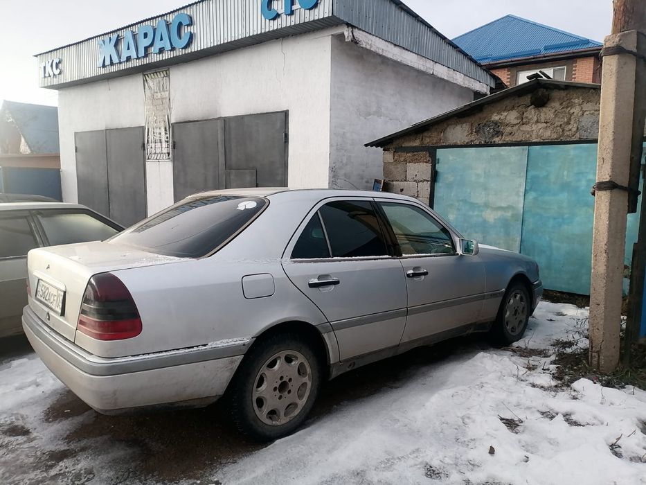 Продам автомобиль мерседес