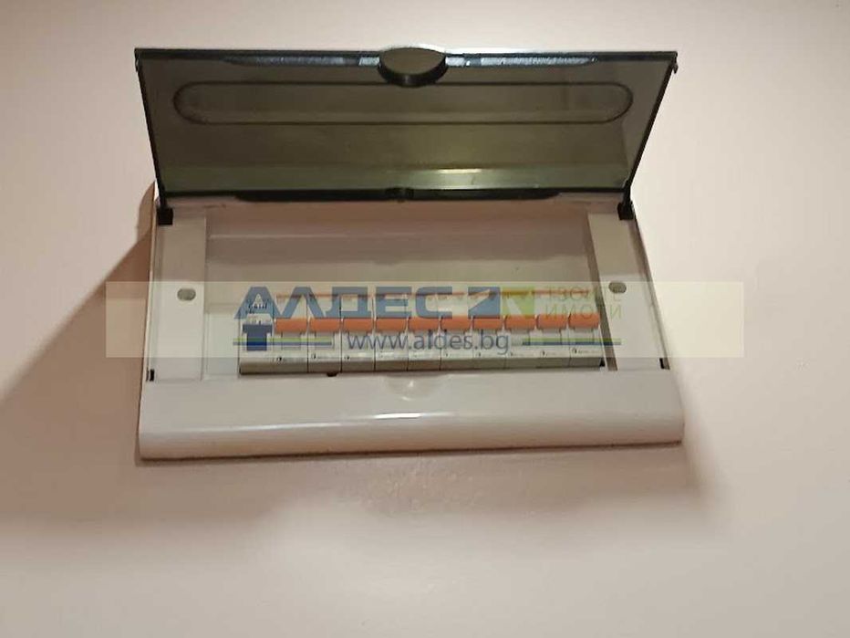 Маломерен тристаен в Борово!