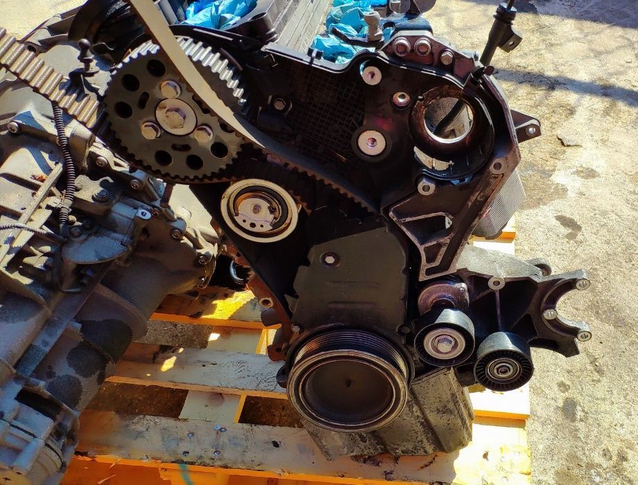 Двигател мотор за Audi Ауди 2.0тди 143кс CAGA Cag 2.0tdi Cah Cag 10бр