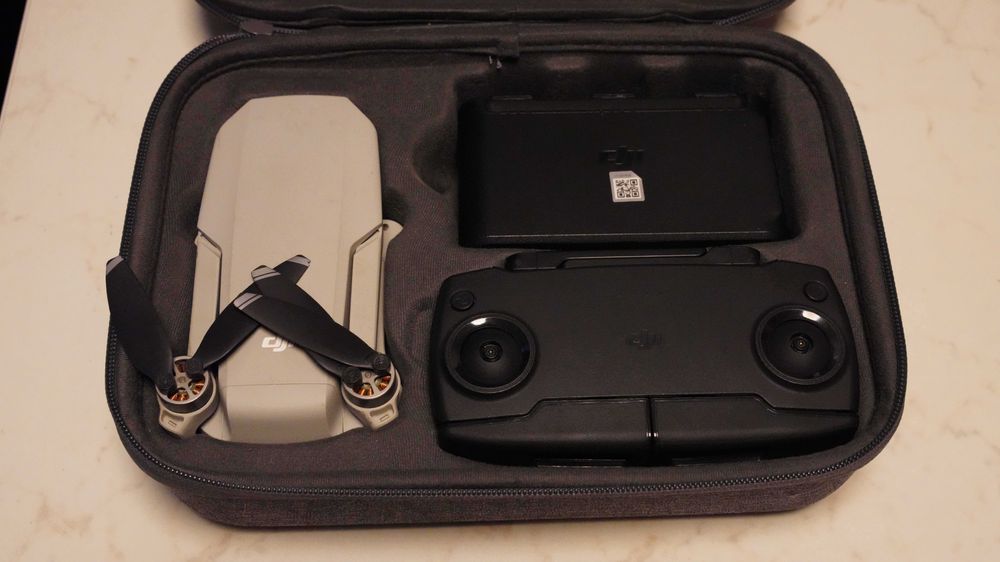 DJI Mavic Mini + Fly More Combo kit (protectoare elice lipsa)