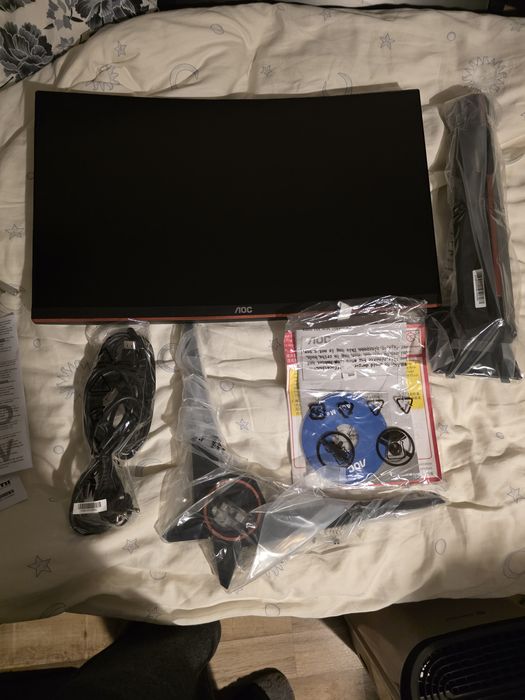 Vând Monitor Curbat Gaming LED MVA AOC 23.6", Full HD, 144Hz, 1 ms