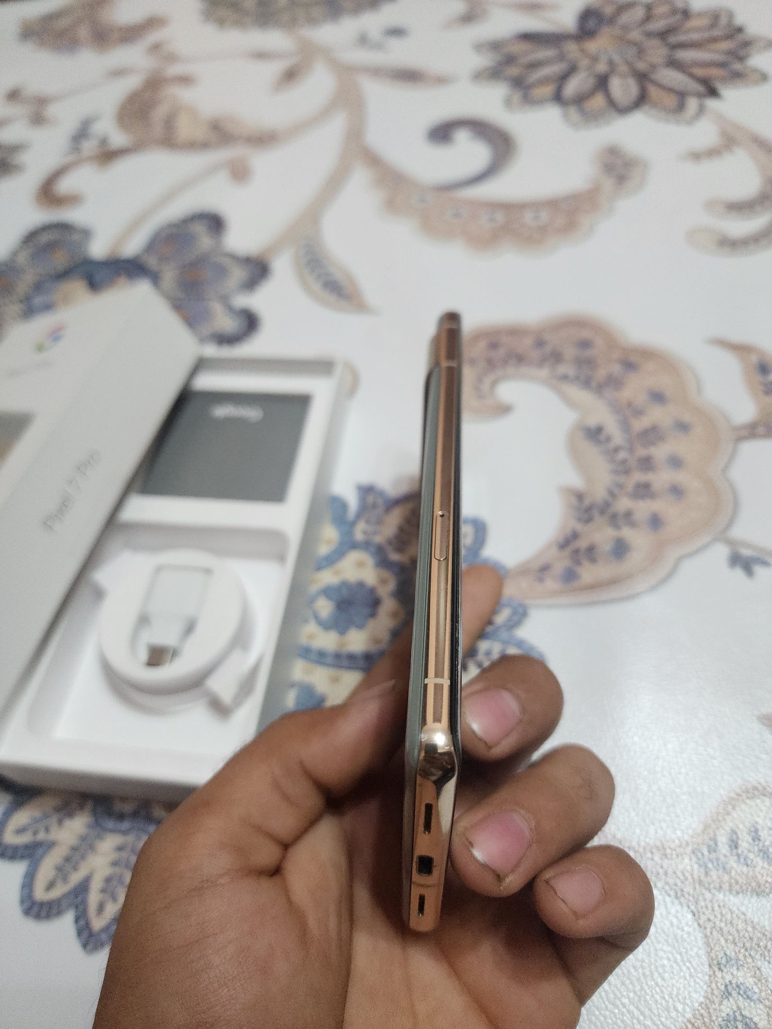 Pixel 7 pro 12/512 hezel