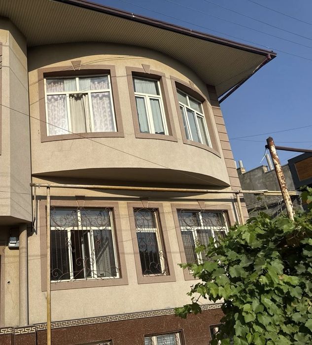 2 qavarli kotej 2 chi qavati 87kv