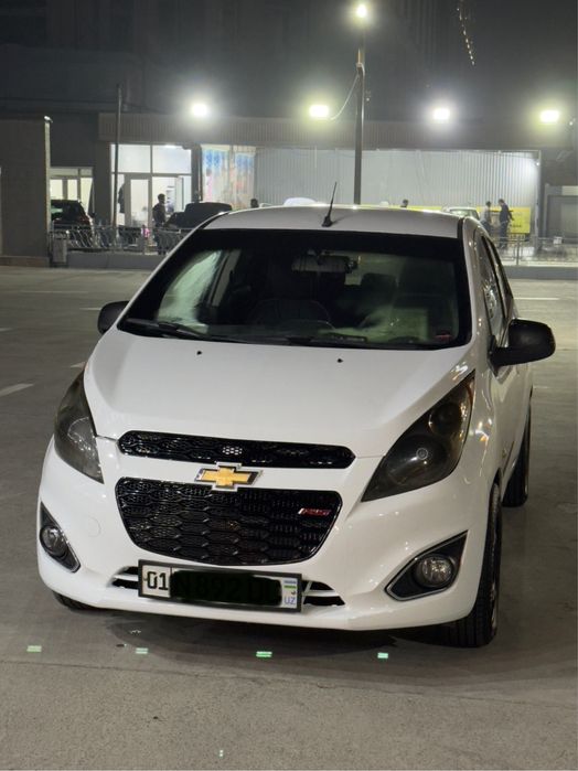 Spark 1.25L.  2012 yil. Avtomat. Metan.