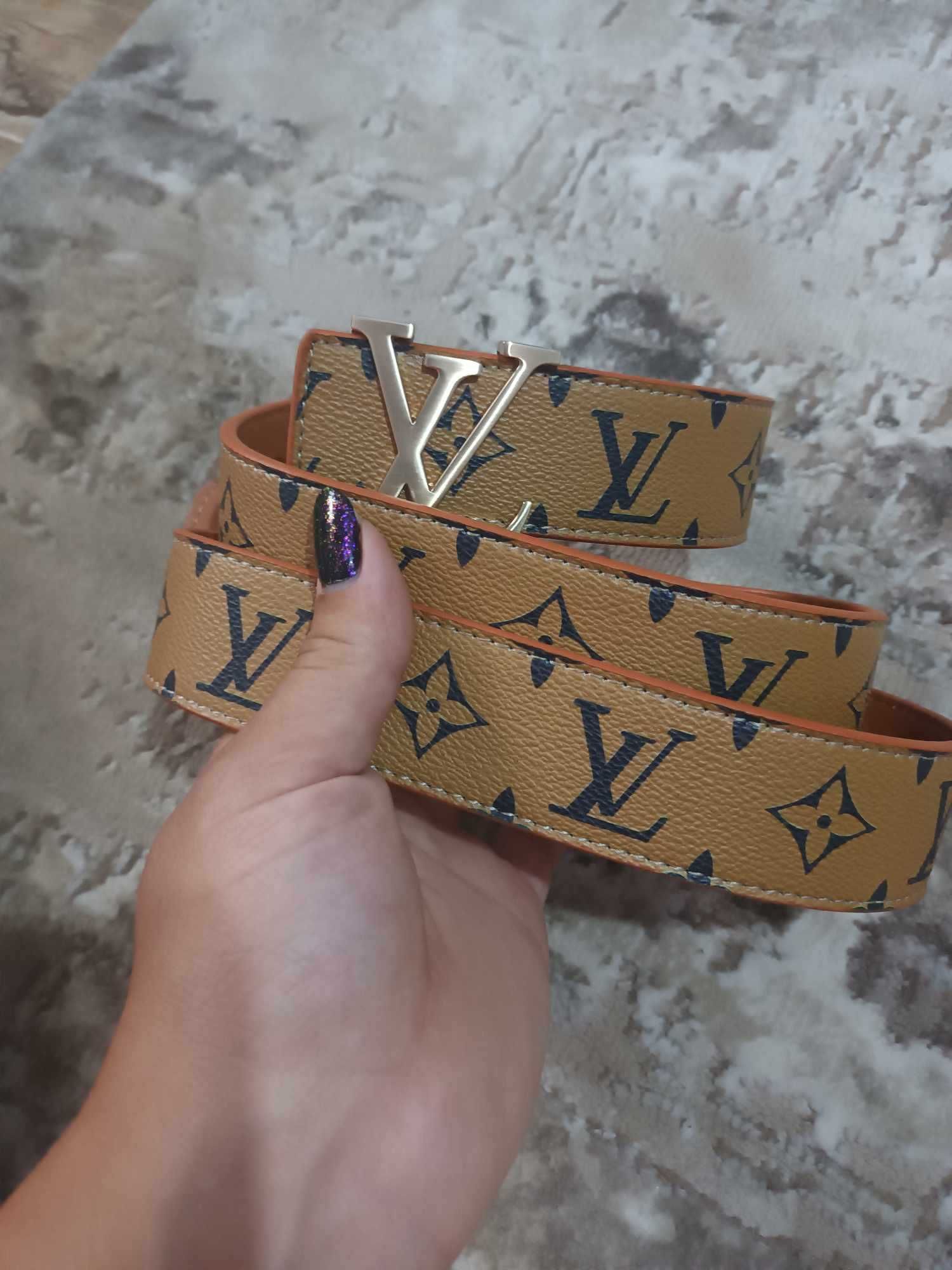 Curele Louis vuitton 1 la 1 după originali