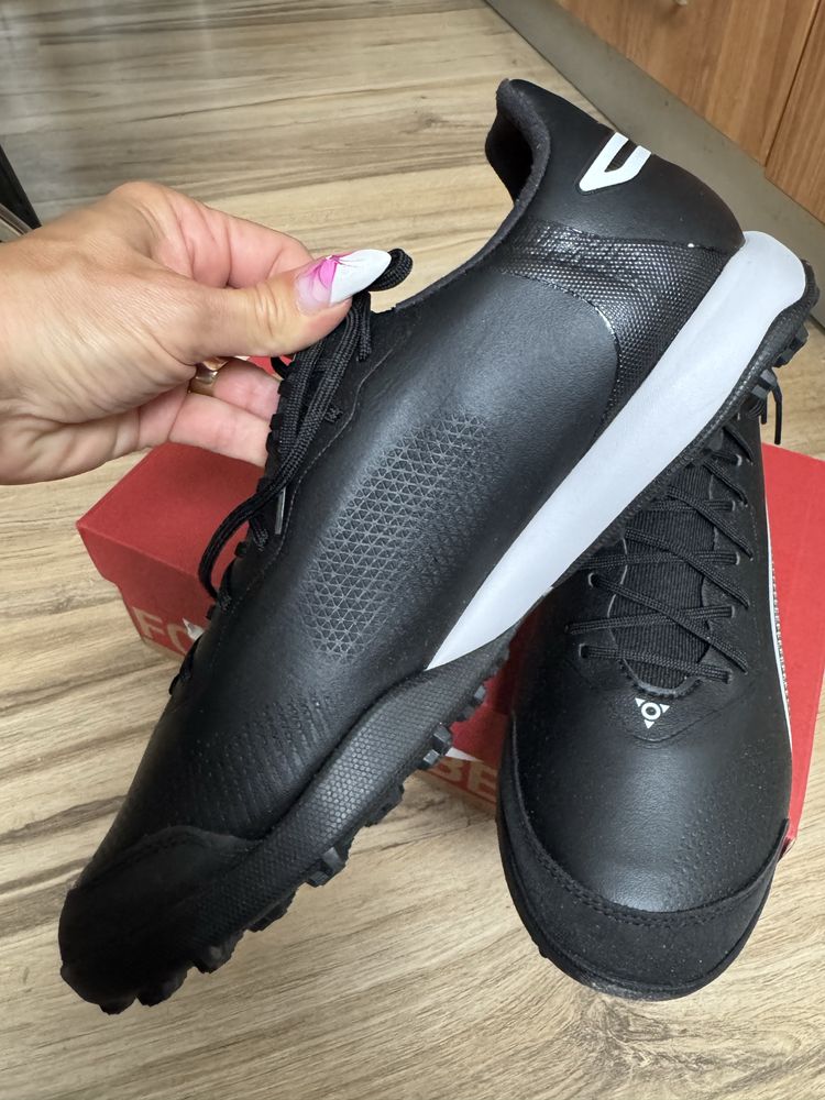 Нови кожени стоножки PUMA King Pro Tt Football Shoes Black! 45 н