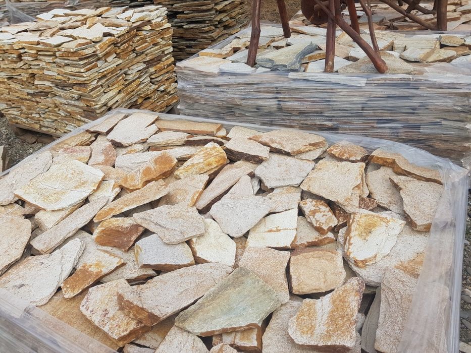 Vând și transport piatra naturală